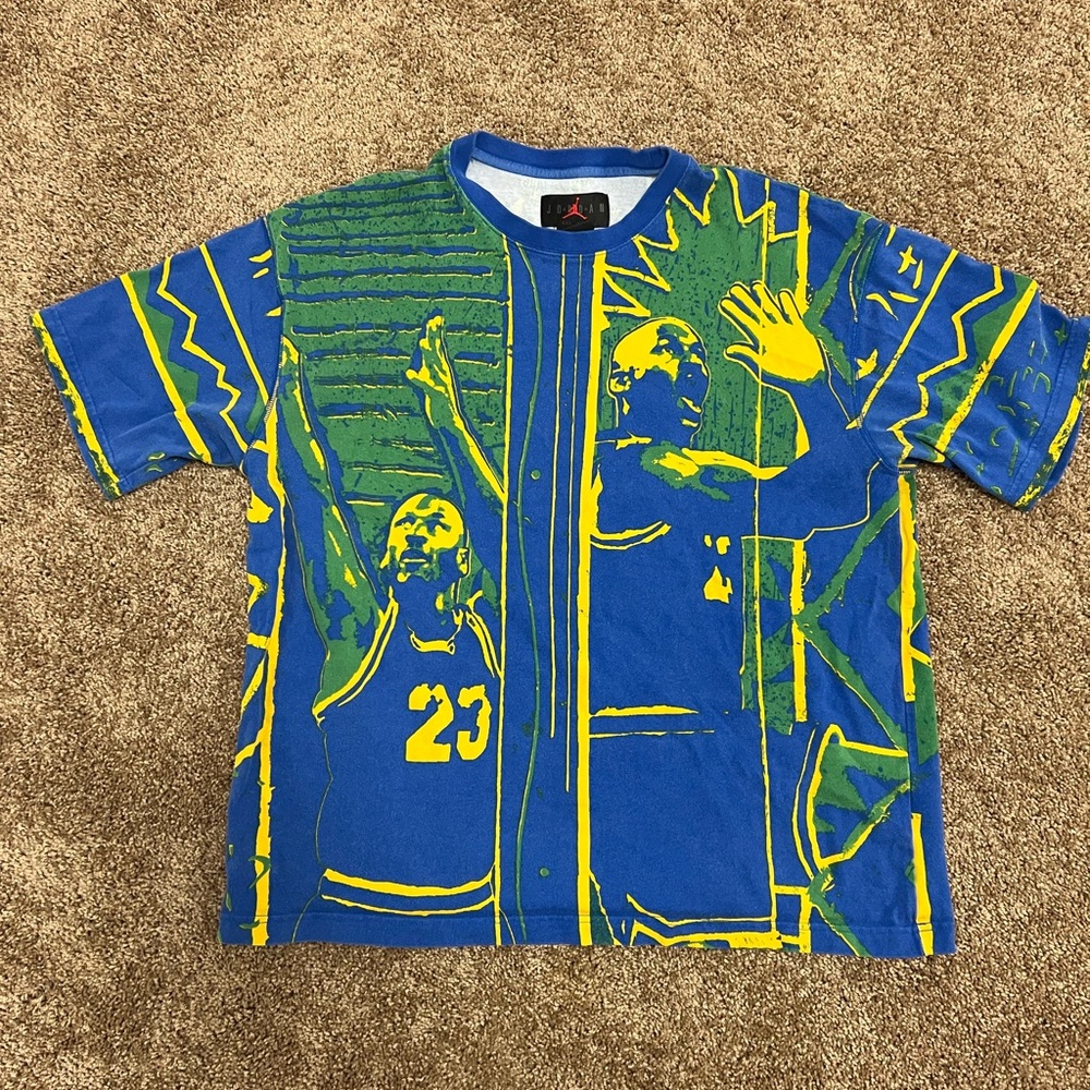 Jordan Men's Blue and Yellow Graphic Tee